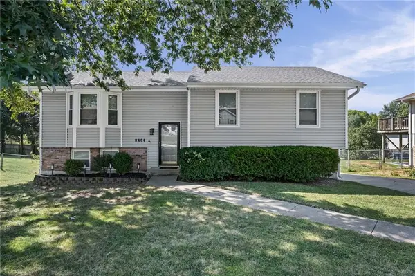 8404 N Pomona Avenue, Kansas City, MO 64153