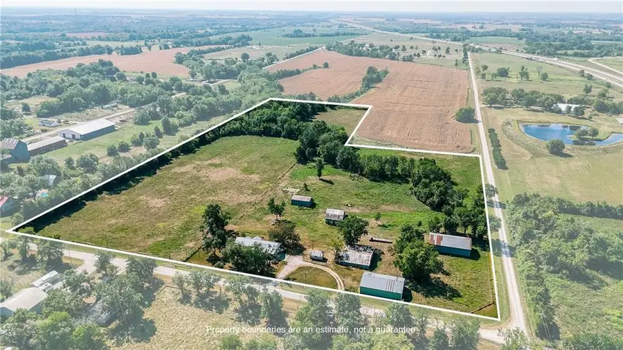 905 W Main Street, Sheldon, MO 64784 - #3