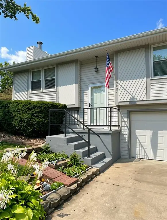 507 S 6th Street, Savannah, MO 64485 - #3