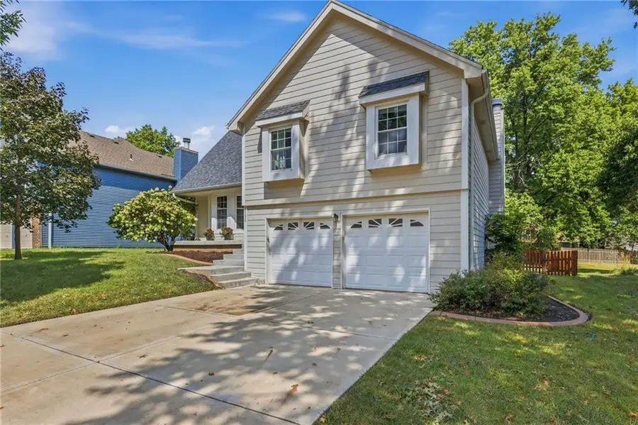 14624 W 83rd Terrace, Lenexa, KS 66215 - #2