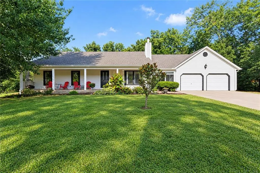 1102 S Elm Street, Louisburg, KS 66053 - #1