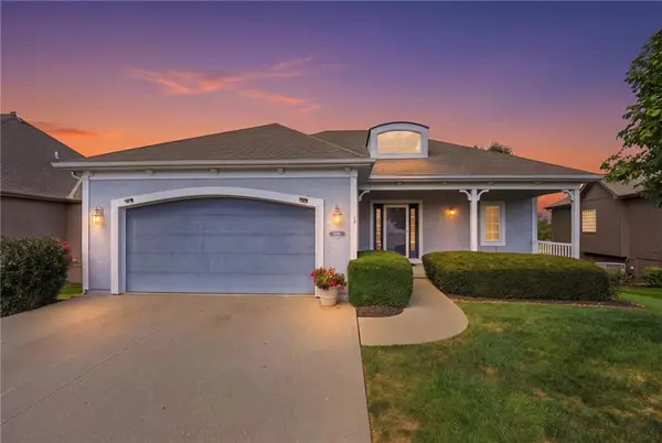 5704 NW 108th Court, Kansas City, MO 64154
