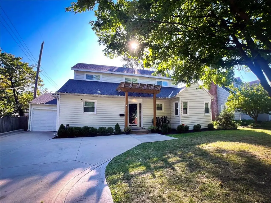 4935 Fairway Road, Westwood, KS 66205 - #1