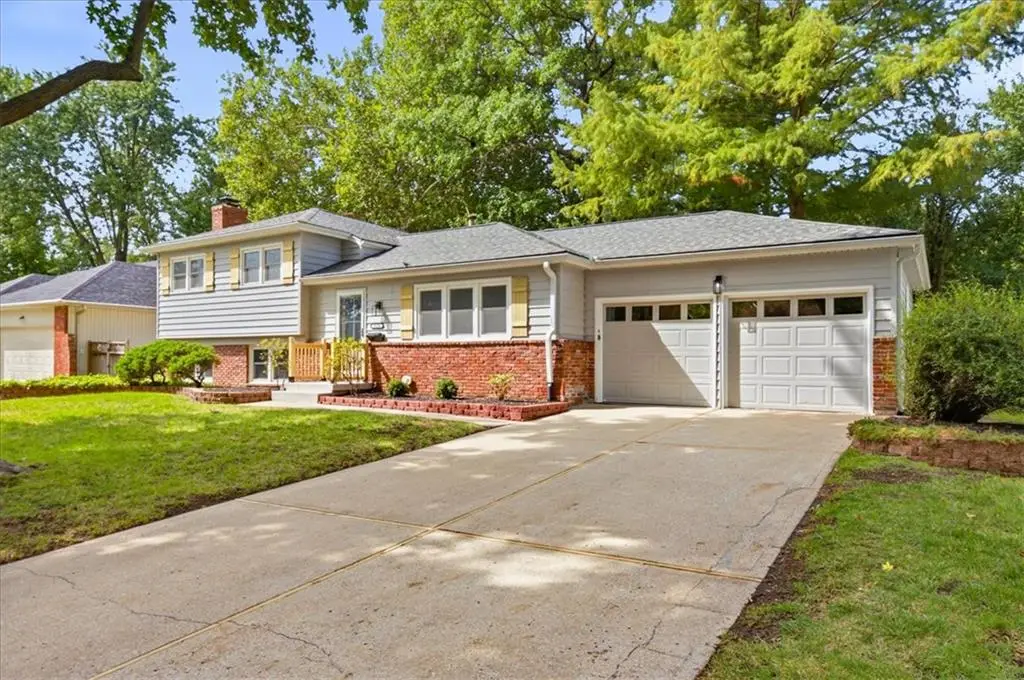 9624 Woodson Drive, Overland Park, KS 66207 - #1