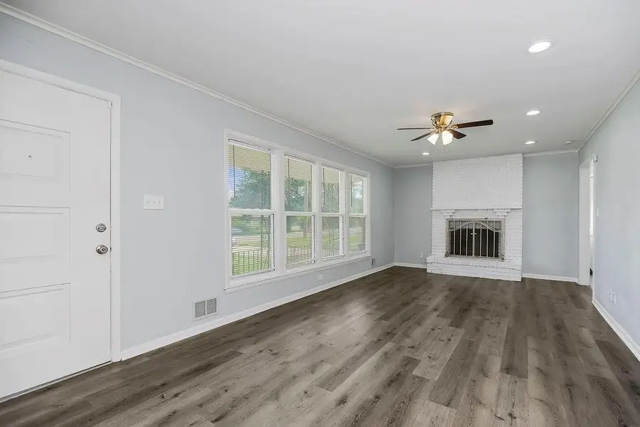 6211 E 99th Street, Kansas City, MO 64134 - #3