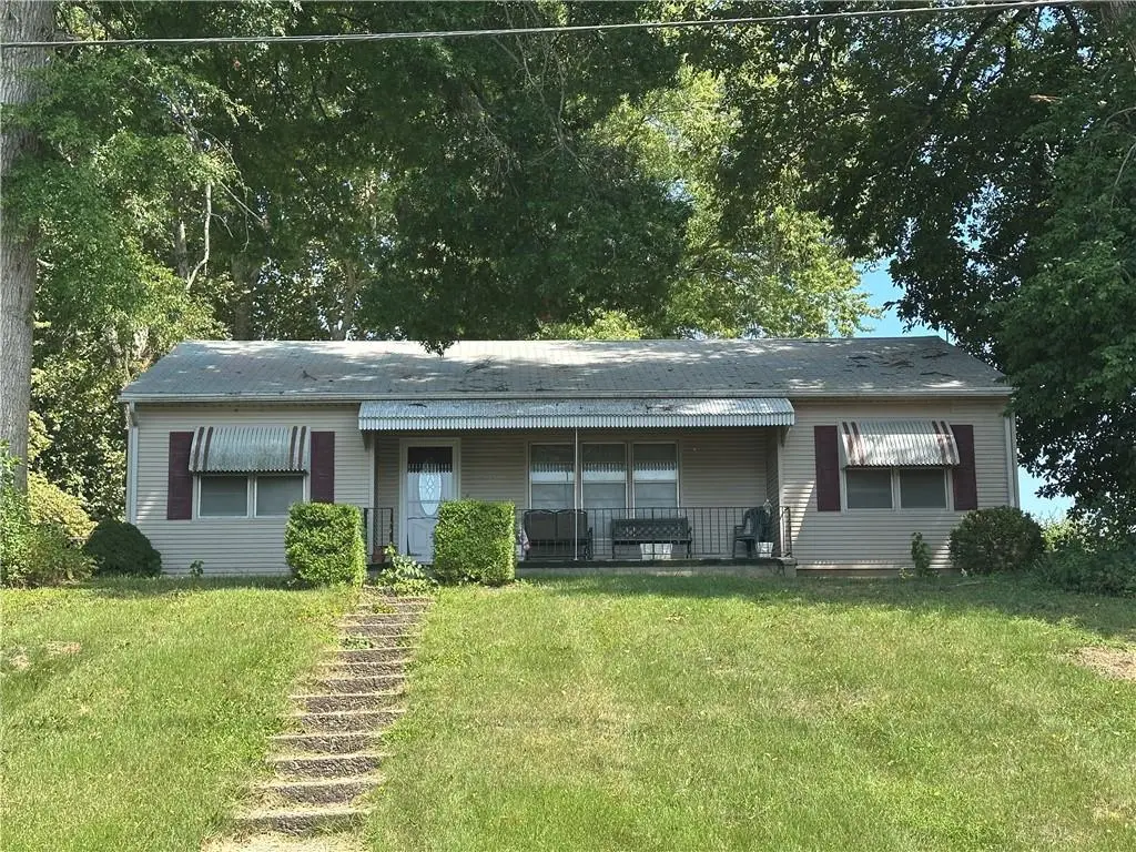 707 Main Street, Waverly, MO 64096 - #1