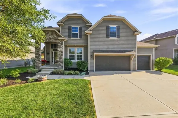 2776 W Sitka Drive, Olathe, KS 66061