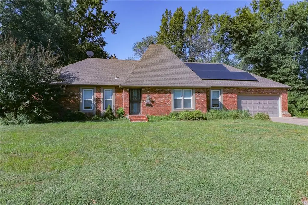 324 Goodrich Drive, Warrensburg, MO 64093 - #1