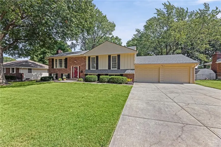 803 NE Balboa Street, Lees Summit, MO 64086 - #3