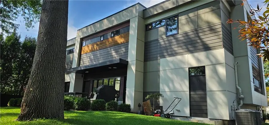 3521 W 73rd Street, Prairie Village, KS 66208 - #3