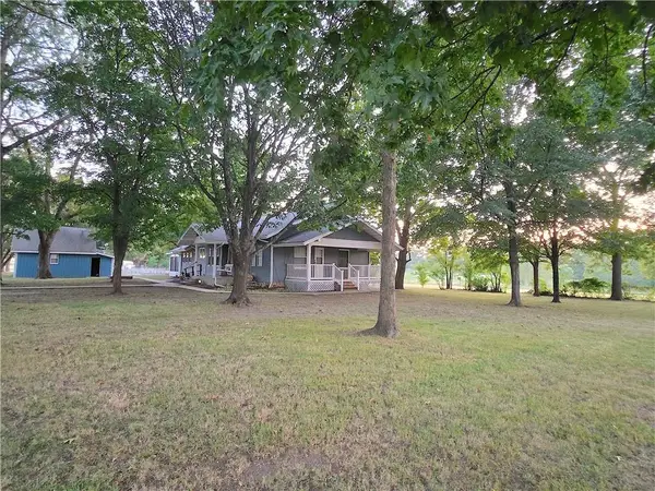 435 S Westgate Road, Garnett, KS 66032