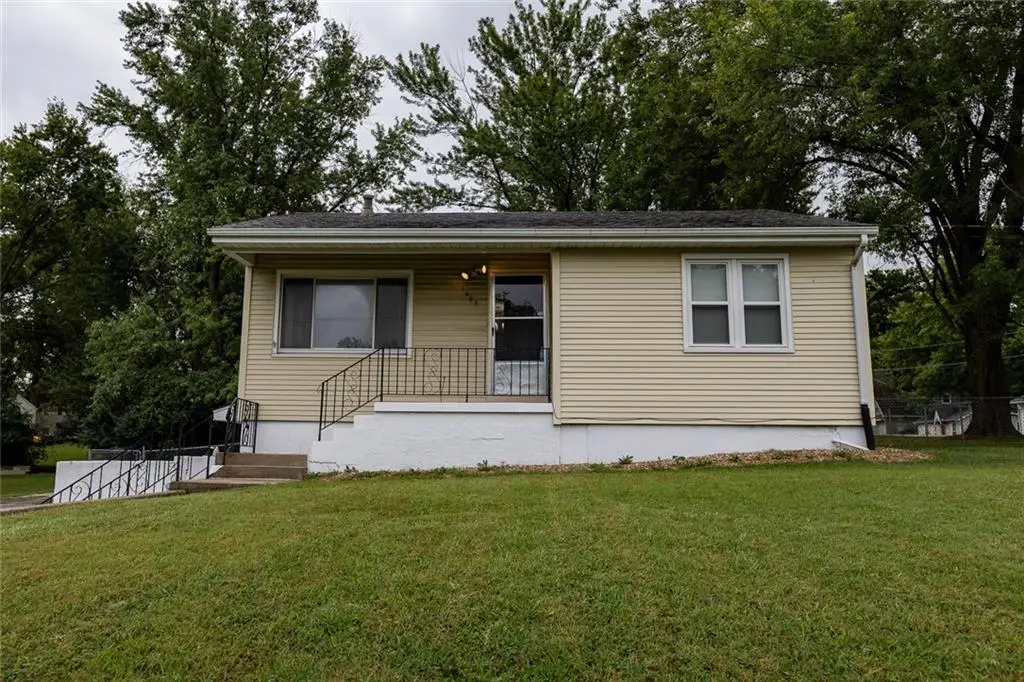 1405 NE 72 Street, Gladstone, MO 64118 - #1