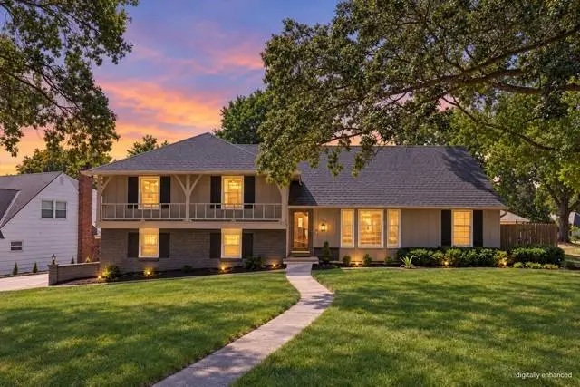 11512 Walnut Street, Kansas City, MO 64114 - #1