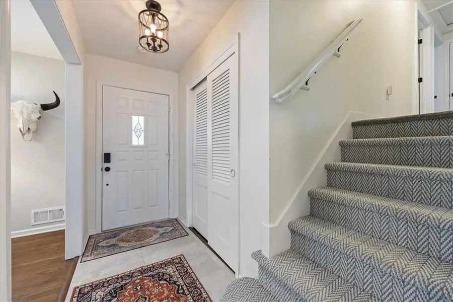 11512 Walnut Street, Kansas City, MO 64114 - #2