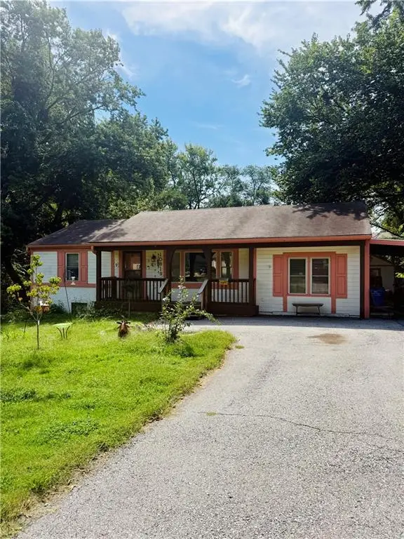 10819 W 64th Terrace, Shawnee, KS 66203