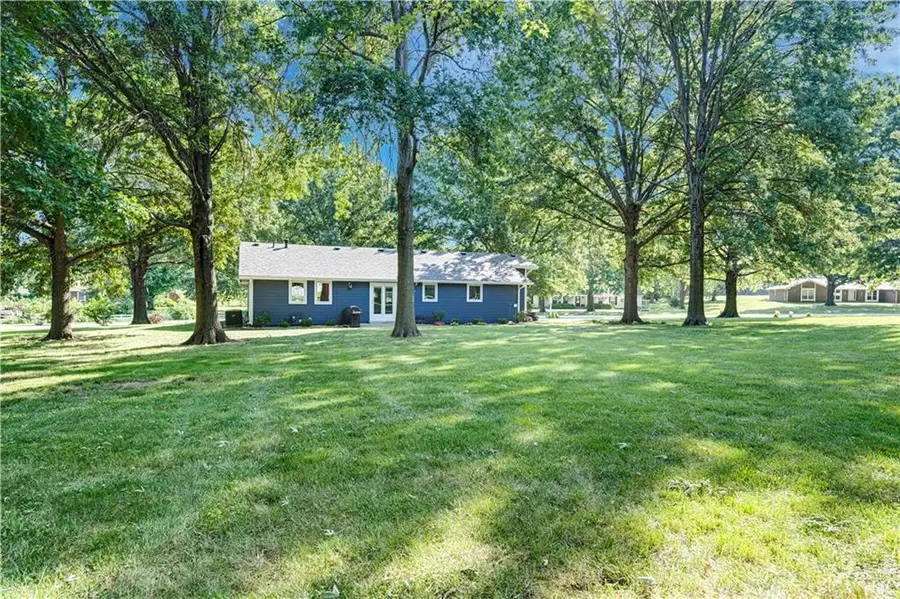 12001 W 150th Circle, Olathe, KS 66062 - #3