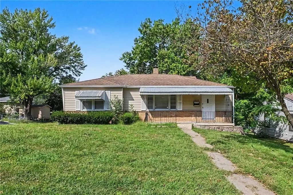 2614 S Northern Boulevard, Independence, MO 64052 - #1