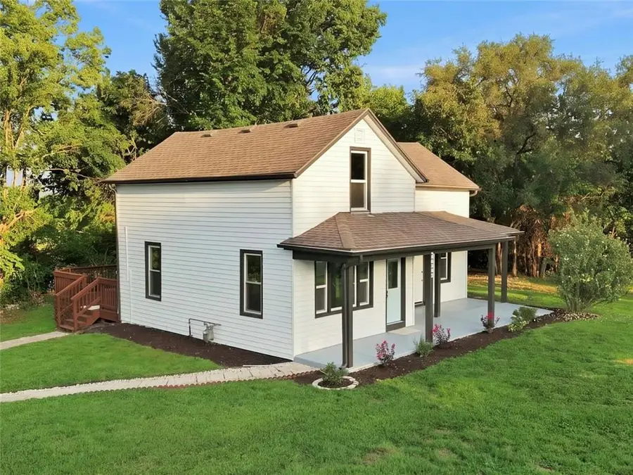 2421 N 72nd Street, Kansas City, KS 66109 - #2
