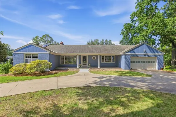8406 Ensley Lane, Leawood, KS 66206