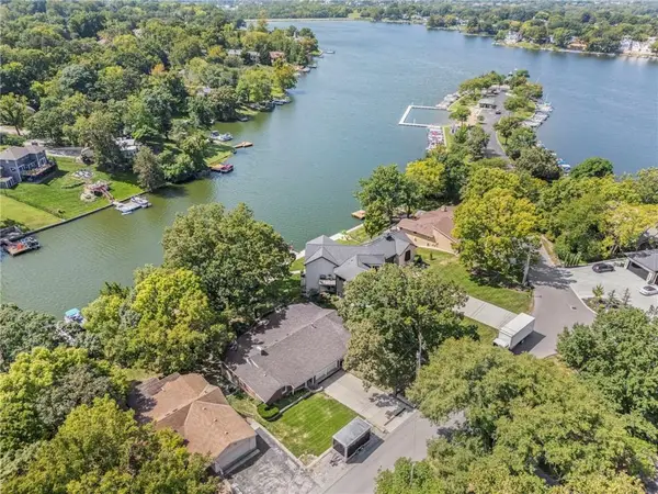 9609 NW 77th Terrace, Weatherby Lake, MO 64152