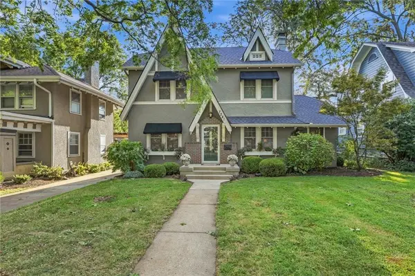 7241 Belleview Avenue, Kansas City, MO 64114