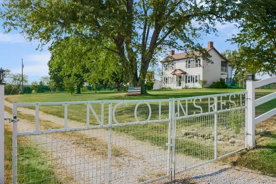 21497 203rd Street, Tonganoxie, KS 66086 - #2