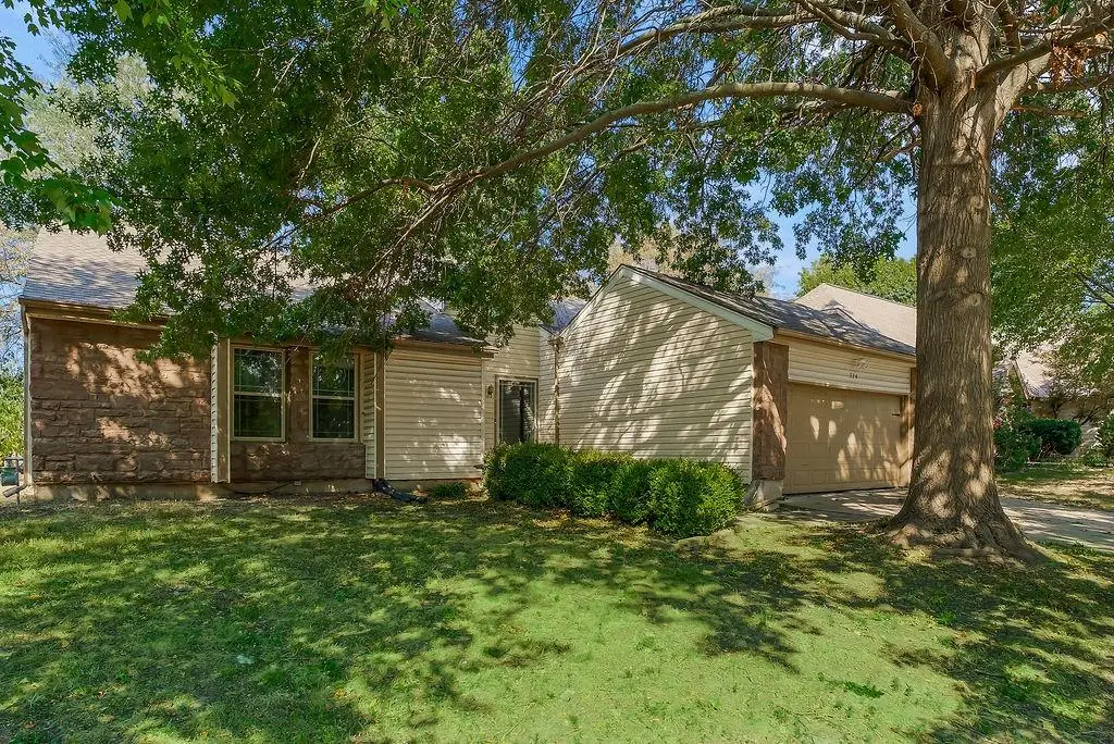 328 N Cherry Street, Gardner, KS 66030 - #1