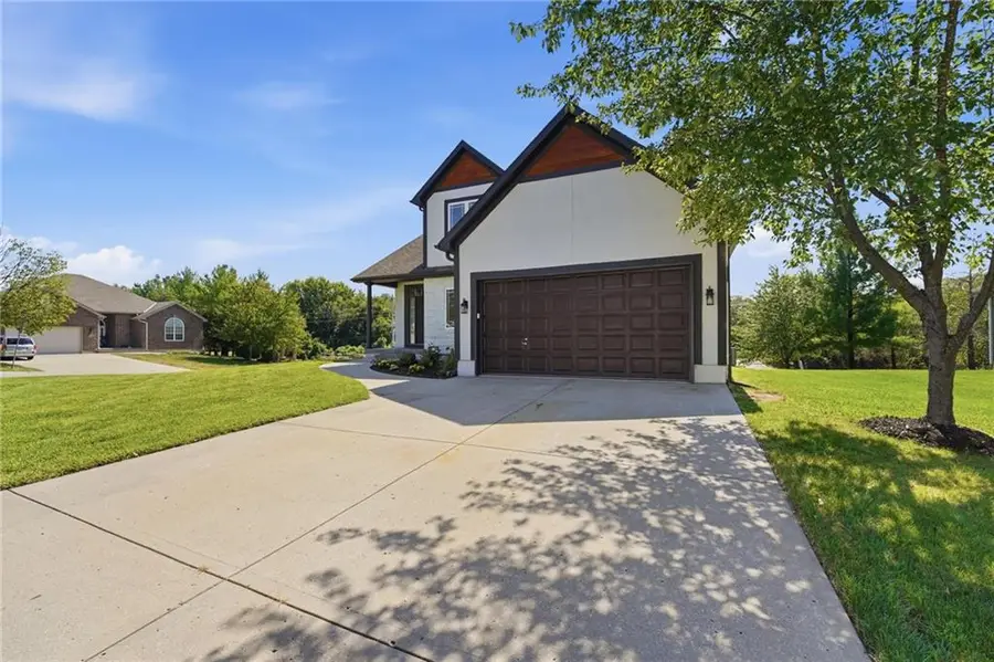 1816 NE Volos Court, Blue Springs, MO 64029 - #2