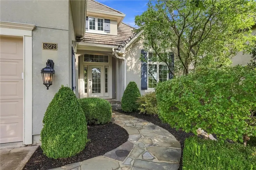 5272 W 150th Terrace, Leawood, KS 66224 - #2