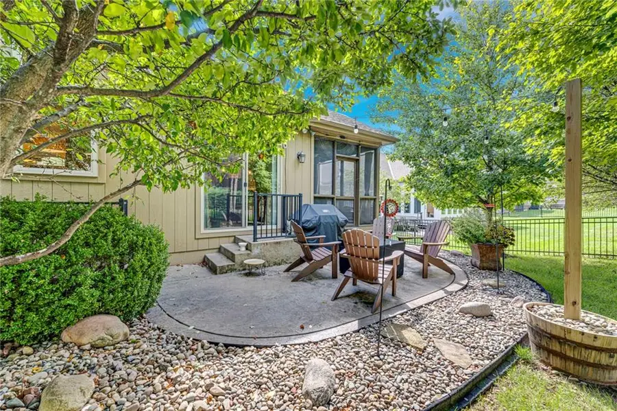 12714 W 49th Terrace, Shawnee, KS 66216 - #3