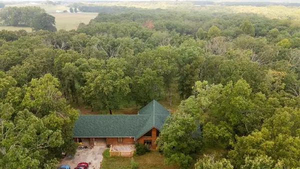 6030 Se 740 Pvt Road, Collins, MO 64738