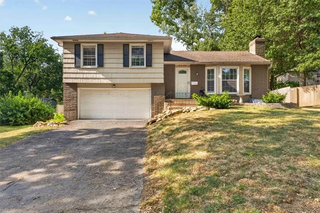 8810 W 72nd Terrace, Merriam, KS 66204 - #1