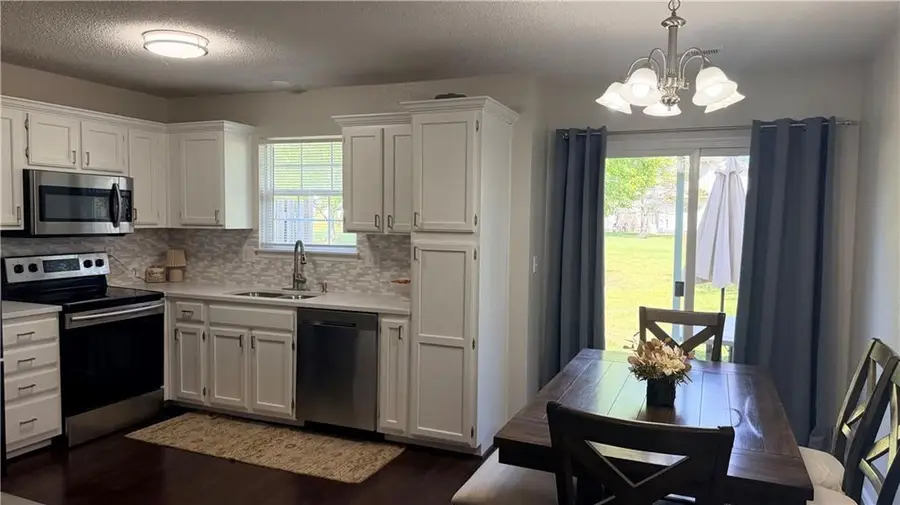 1315 SE Broadway Circle, Lees Summit, MO 64081 - #3