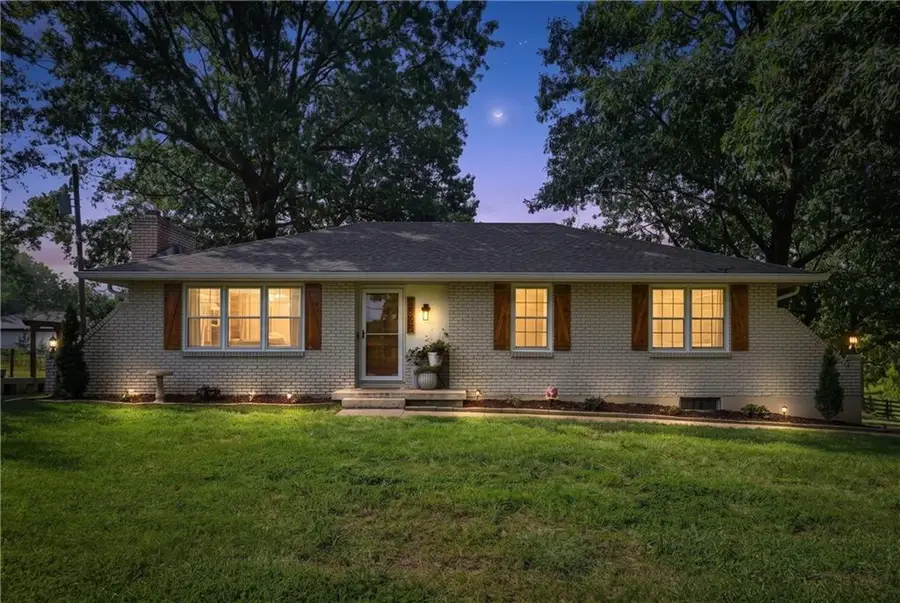 1550 SW Liggett Road, Blue Springs, MO 64015 - #2