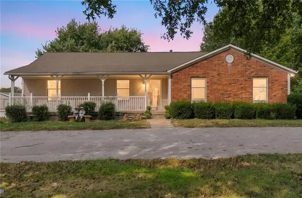 19718 S School Road, Raymore, MO 64083
