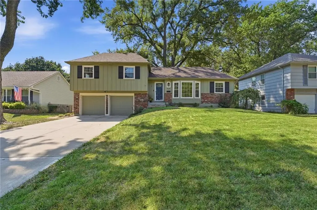 9224 Switzer Road, Overland Park, KS 66214 - #1