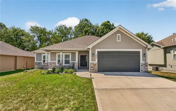 204 S Marimack Court, Kearney, MO 64060