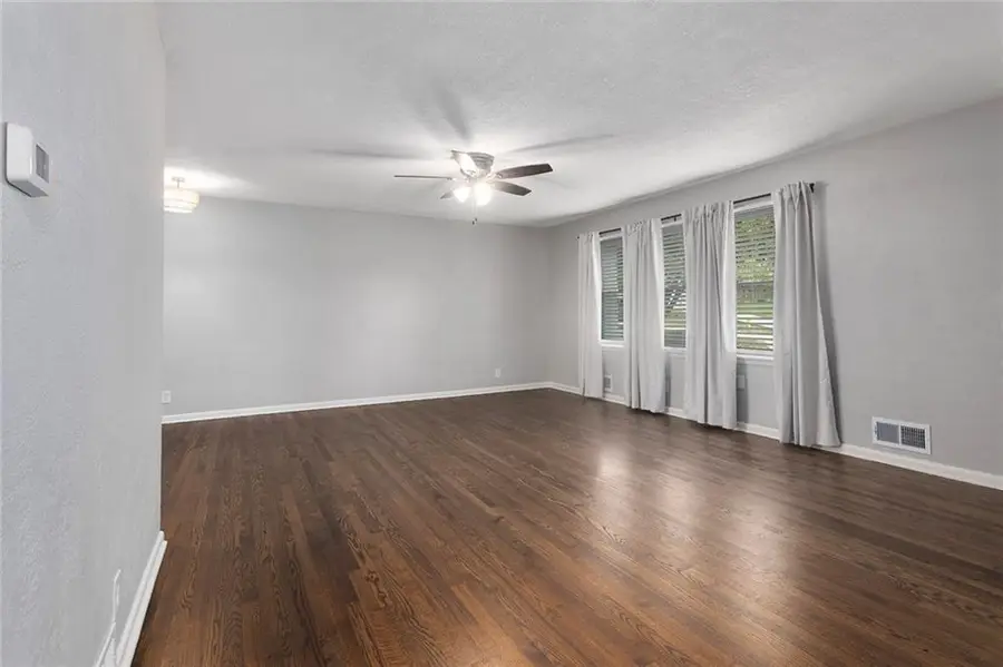 24 Virginia Drive, Liberty, MO 64068 - #2