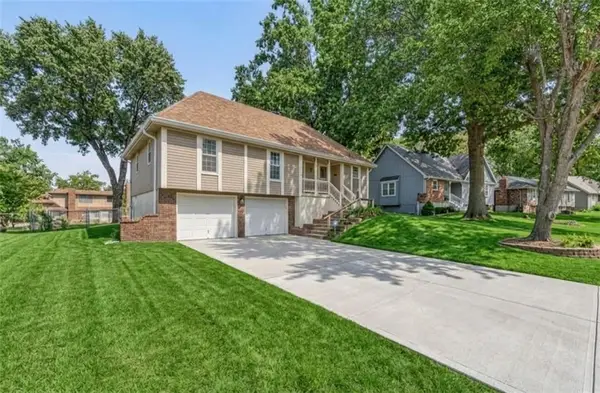 301 SE Alice Street, Blue Springs, MO 64014