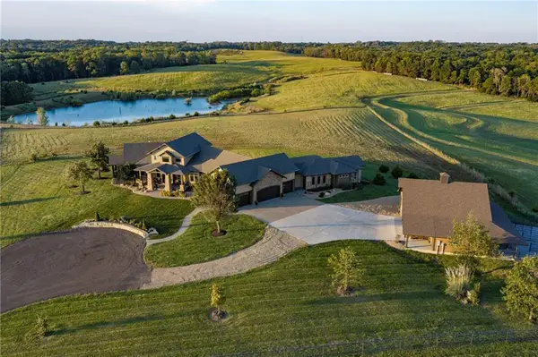 17688 Golden Road, Linwood, KS 66052
