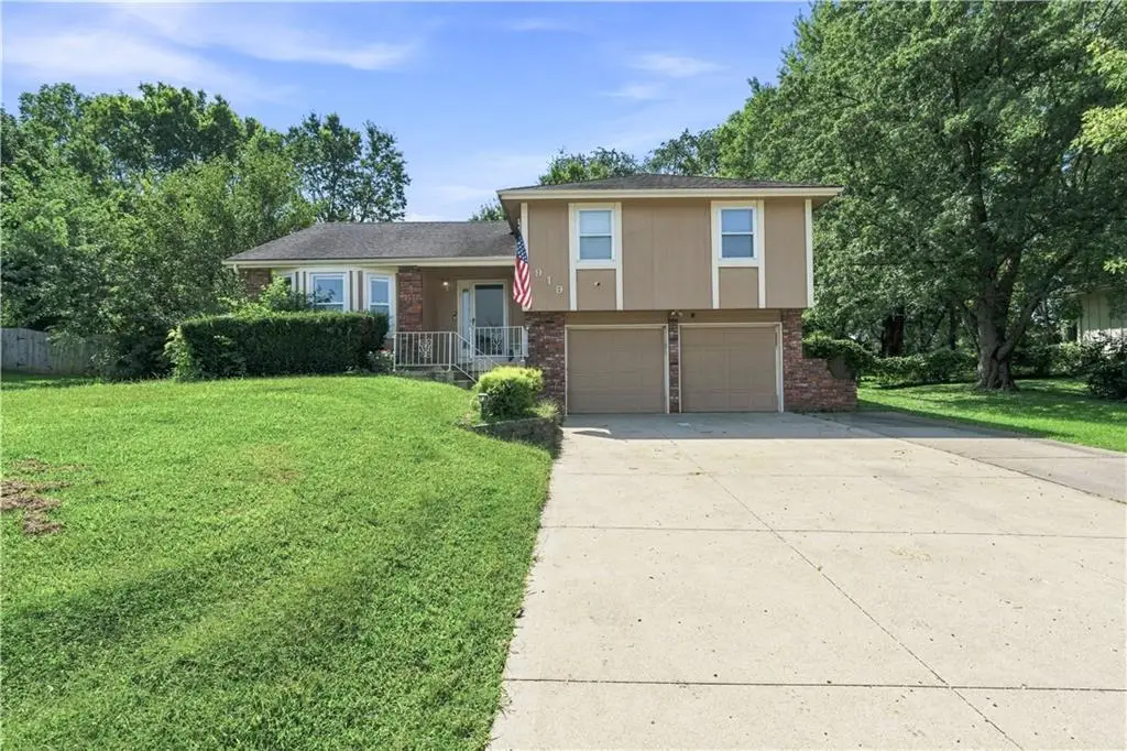 919 NE 112th Terrace, Kansas City, MO 64155 - #1