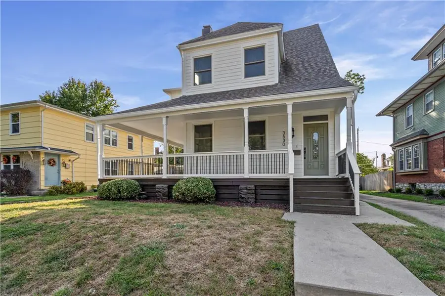 3530 Kenwood Avenue, Kansas City, MO 64109 - #2