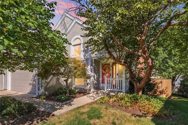 11114 W 113th Terrace, Overland Park, KS 66210