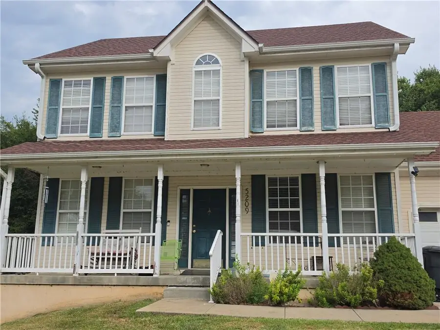 5209 S Powell Avenue, Blue Springs, MO 64015 - #2