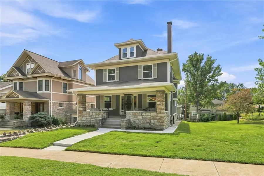 15 E 54th Street, Kansas City, MO 64112 - #2