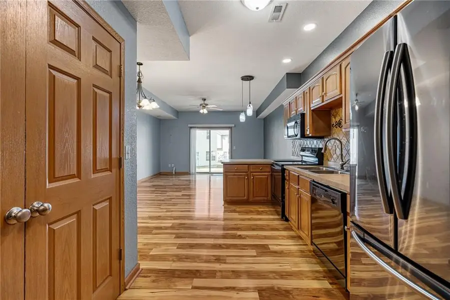844 S Woodson Court, Gardner, KS 66030 - #2