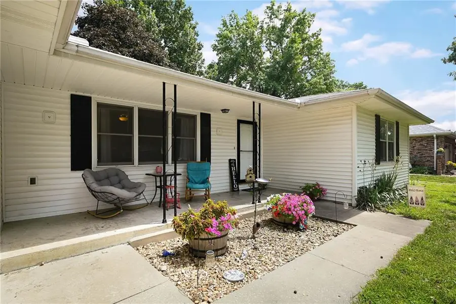 503 SW Maple Lane, Oak Grove, MO 64075 - #2