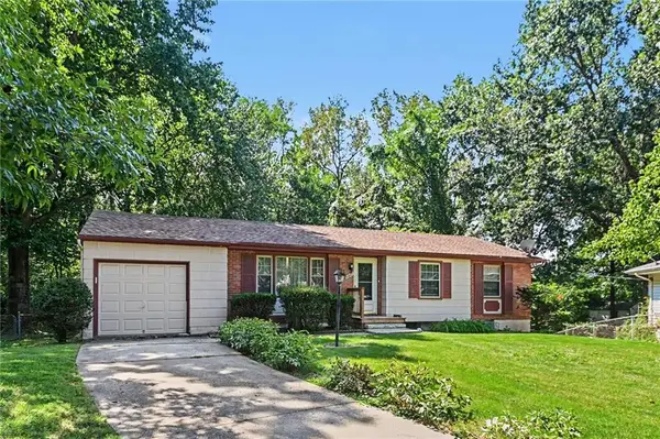 5201 NE 42nd Street, Kansas City, MO 64117