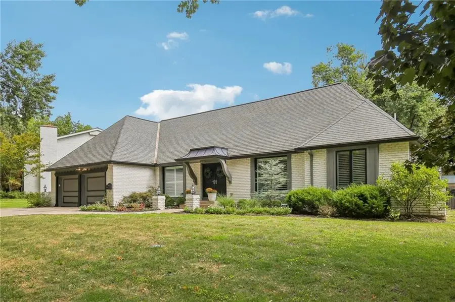 9029 Rosewood Drive, Prairie Village, KS 66207 - #3