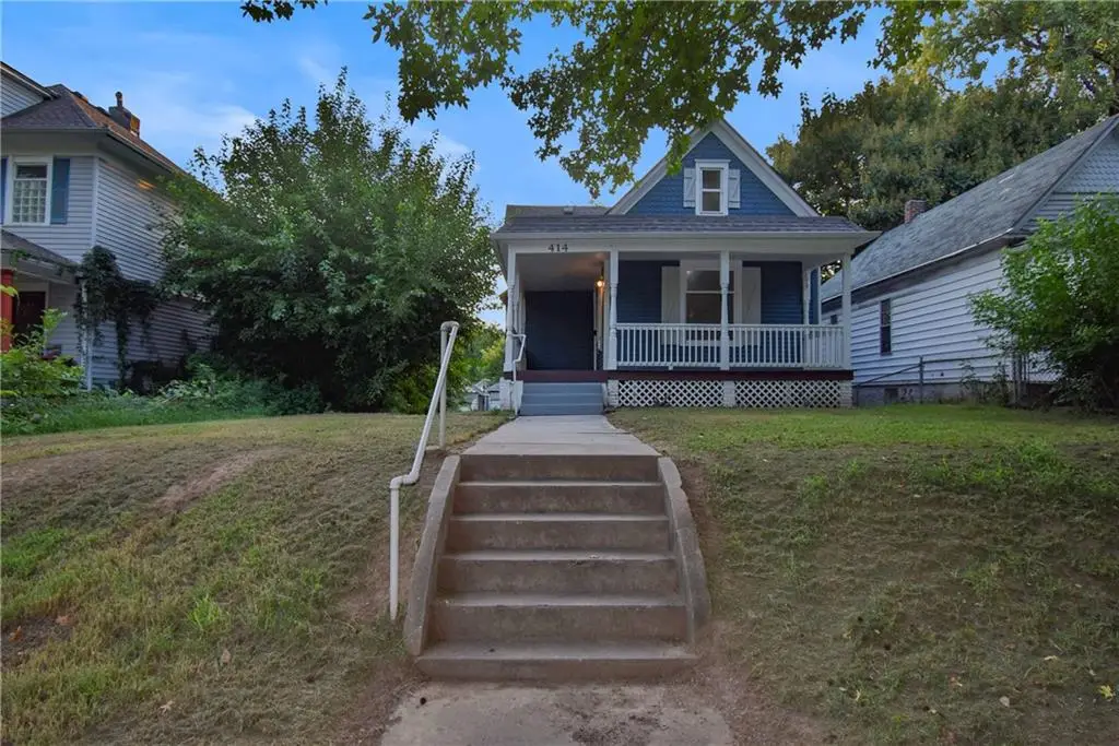 414 Topping Avenue, Kansas City, MO 64123 - #1